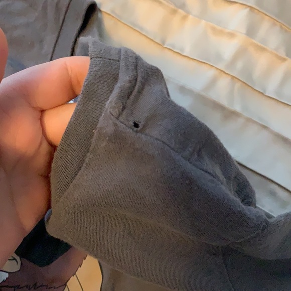 Rare Uniqlo X Gizmo Gremlins sunglasses tee - Picture 3 of 5